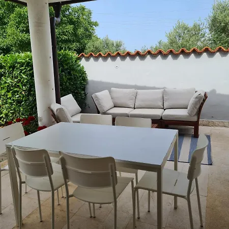 Ferienwohnung VOLMEness Pula Exterior foto