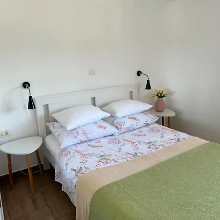 Ferienwohnung VOLMEness Pula Exterior foto