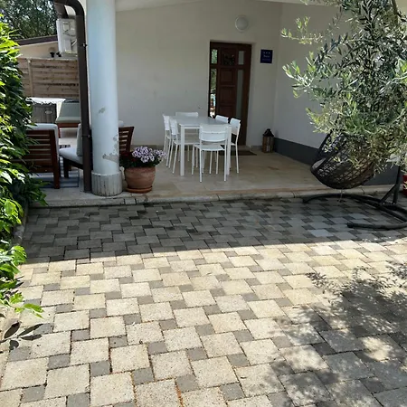 Ferienwohnung VOLMEness Pula Exterior foto
