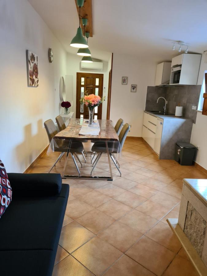 Apartment Volmefamily Pula
